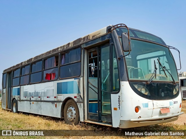 Sucata e Desmanches 2031 na cidade de Valinhos, São Paulo, Brasil, por Matheus Gabriel dos Santos. ID da foto: 9310128.