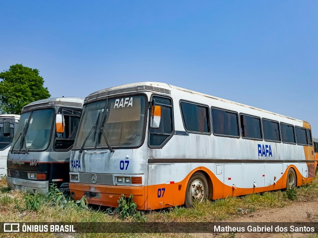 Sucata e Desmanches 07 na cidade de Valinhos, São Paulo, Brasil, por Matheus Gabriel dos Santos. ID da foto: 9310262.