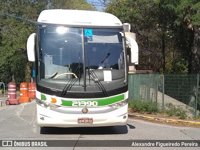 Empresa Gontijo de Transportes 21390 na cidade de São Paulo, São Paulo, Brasil, por Alexandre Figueiredo Pereira. ID da foto: 9311031.