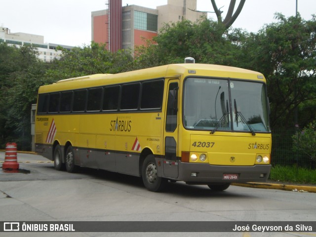 Viação Itapemirim 42037 na cidade de São Paulo, São Paulo, Brasil, por José Geyvson da Silva. Número da foto: #9310818.