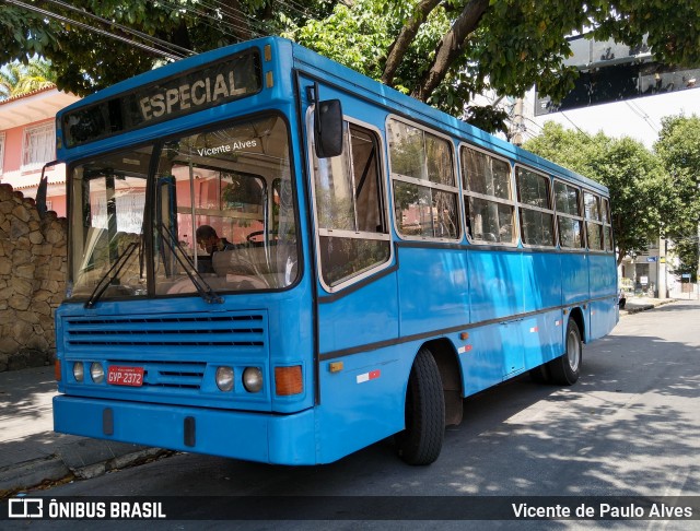 Ônibus Particulares 2372 na cidade de Belo Horizonte, Minas Gerais, Brasil, por Vicente de Paulo Alves. Número da foto: #9316983.