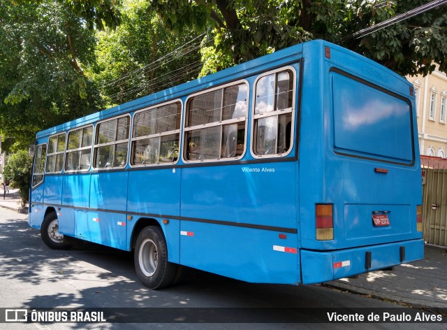 Ônibus Particulares 2372 na cidade de Belo Horizonte, Minas Gerais, Brasil, por Vicente de Paulo Alves. Número da foto: #9317018.