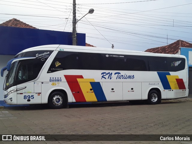 Empresa de Turismo Rio Negro 895 na cidade de Presidente Venceslau, São Paulo, Brasil, por Carlos Morais. ID da foto: 9315435.