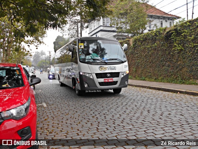 DD Tur 089 na cidade de Petrópolis, Rio de Janeiro, Brasil, por Zé Ricardo Reis. ID da foto: 9315822.