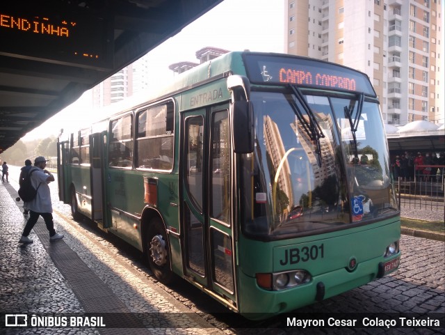 Expresso Azul JB301 na cidade de Curitiba, Paraná, Brasil, por Mayron Cesar  Colaço Teixeira. ID da foto: 9318209.