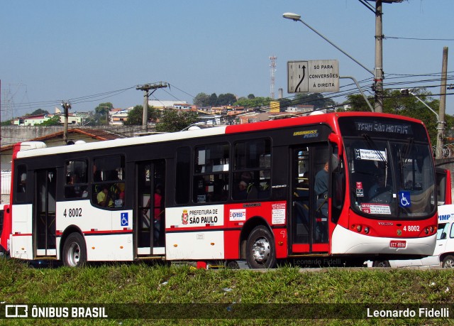 Express Transportes Urbanos Ltda 4 8002 na cidade de São Paulo, São Paulo, Brasil, por Leonardo Fidelli. ID da foto: 9320897.