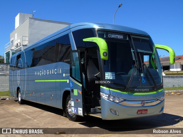 Viação Garcia 8205 na cidade de Maringá, Paraná, Brasil, por Robson Alves. ID da foto: 9320082.