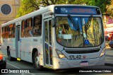 Expresso Azul 17L42 na cidade de Curitiba, Paraná, Brasil, por Alessandro Fracaro Chibior. Número da foto: #:id.