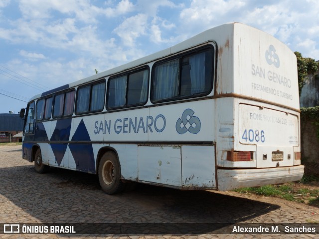 San Genaro 4088 na cidade de Coronel Domingos Soares, Paraná, Brasil, por Alexandre M.  Sanches. ID da foto: 9233647.