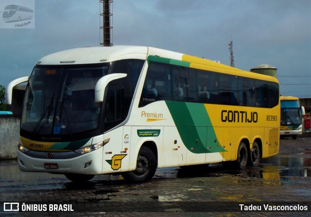 Empresa Gontijo de Transportes 18390 na cidade de Feira de Santana, Bahia, Brasil, por Tadeu Vasconcelos. Número da foto: #9232407.