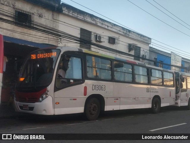 Transportes Barra D13063 na cidade de Rio de Janeiro, Rio de Janeiro, Brasil, por Leonardo Alecsander. Número da foto: #9321161.