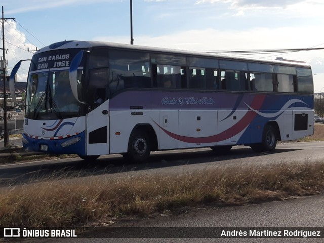 Autotransportes San José a Venecia 00 na cidade de Alajuela, Alajuela, Costa Rica, por Andrés Martínez Rodríguez. Número da foto: #9323294.