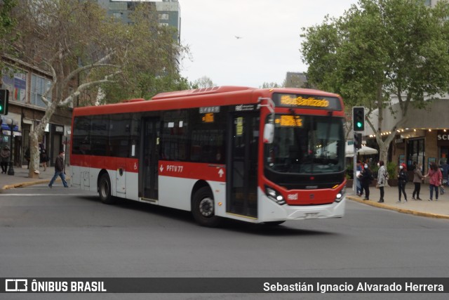 Transantiago  na cidade de Providencia, Santiago, Metropolitana de Santiago, Chile, por Sebastián Ignacio Alvarado Herrera. Número da foto: #9322770.
