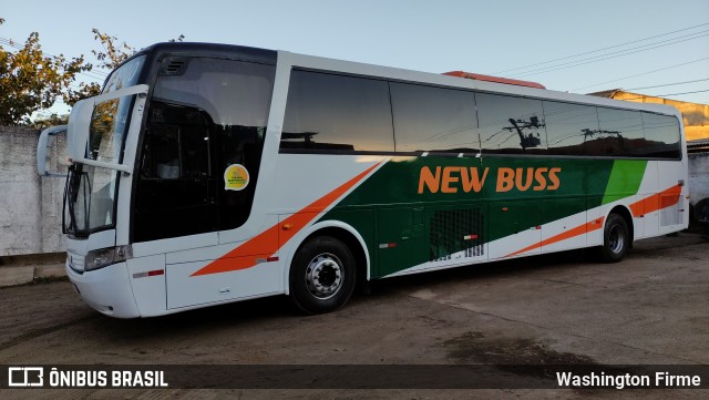 New Tour Turismo 3700 na cidade de Macaé, Rio de Janeiro, Brasil, por Washington Firme. Número da foto: #9322565.