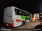 New Tour Turismo 4500 na cidade de Macaé, Rio de Janeiro, Brasil, por Washington Firme. Número da foto: #9323742.