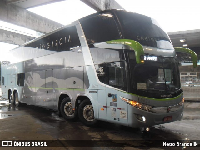 Viação Garcia 8624 na cidade de Curitiba, Paraná, Brasil, por Netto Brandelik. Número da foto: #9236783.