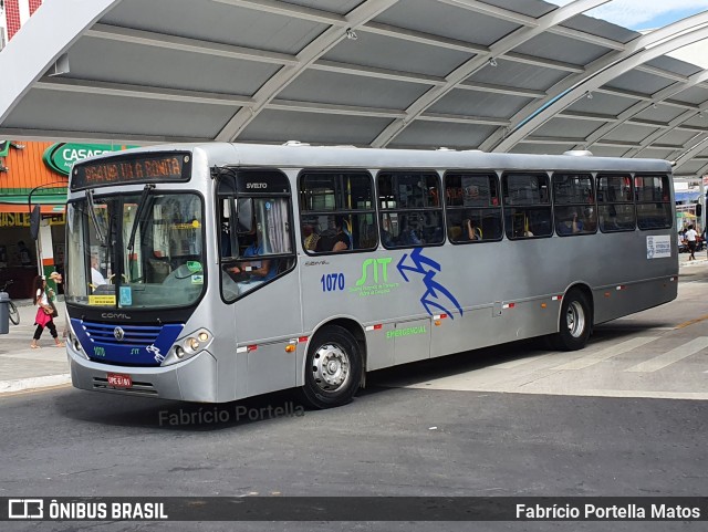 Viação Rosa Vitória da Conquista 1070 na cidade de Vitória da Conquista, Bahia, Brasil, por Fabrício Portella Matos. Número da foto: #9244642.