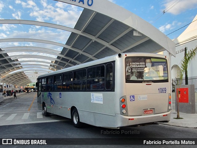 Viação Rosa Vitória da Conquista 1069 na cidade de Vitória da Conquista, Bahia, Brasil, por Fabrício Portella Matos. Número da foto: #9247334.