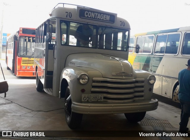 Empresa São Gonçalo 70 na cidade de Betim, Minas Gerais, Brasil, por Vicente de Paulo Alves. ID da foto: 9248483.