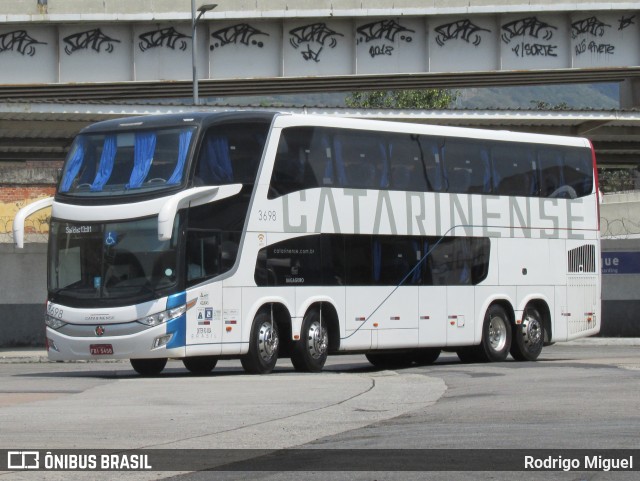 Auto Viação Catarinense 3698 na cidade de Rio de Janeiro, Rio de Janeiro, Brasil, por Rodrigo Miguel. Número da foto: #9249161.