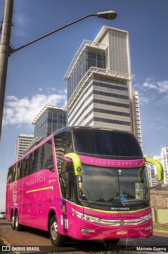 Viação Garcia 7169 na cidade de Londrina, Paraná, Brasil, por Marcelo Guerra. Número da foto: #9253962.